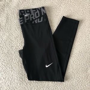 Nike Pro Leggings Cross-Over Waist